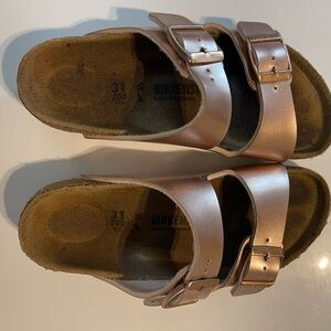 Birkenstock Kids Sandals - Metallic rose gold